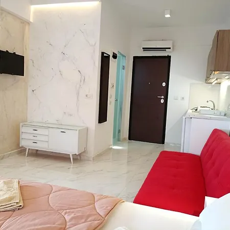 Katia Polyhrono Polychrono