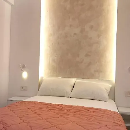 Katia Polyhrono * Polychrono