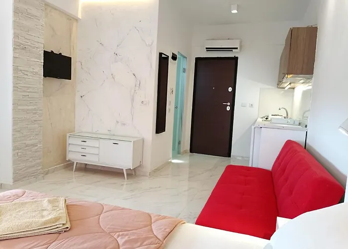 Katia Polyhrono Polychrono